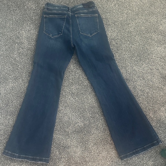 Women's Risen Flared Jeans - Picture 3 of 3